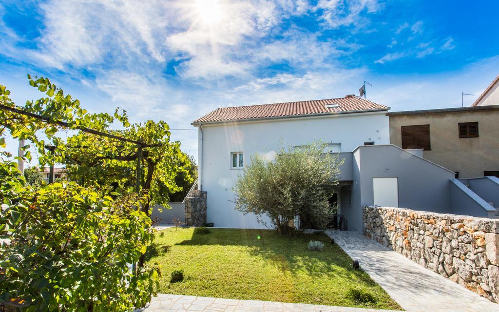 Sunrise Apartment ריסיקה מראה חיצוני תמונה